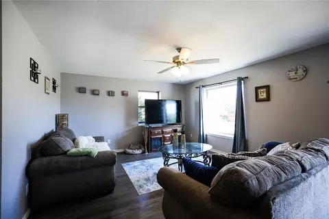 Living - 1417 Allyson Cir, Altus, OK 73521 photo 1 of 1