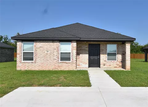 729 Elm St, Seminole, OK 74868
