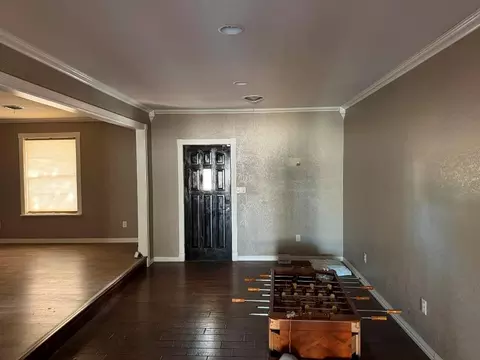 Living - 2106 N Beaver St, Guymon, OK 73942 photo 10 of 13