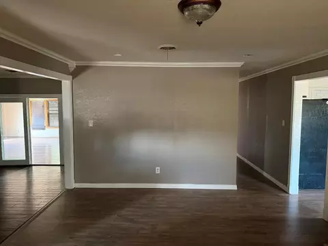 Living - 2106 N Beaver St, Guymon, OK 73942 photo 8 of 13