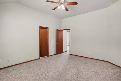 Bedroom - 2133 Harbor Dr, Norman, OK 73071 photo 1 of 5