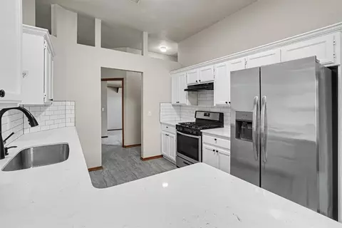 Kitchen - 2133 Harbor Dr, Norman, OK 73071 photo 2 of 2