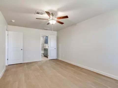 Bedroom - 1617 Highland Loop, Guthrie, OK 73044 photo 12 of 12