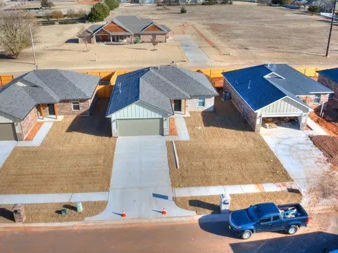 View/Area - 1617 Highland Loop, Guthrie, OK 73044 photo 1 of 5