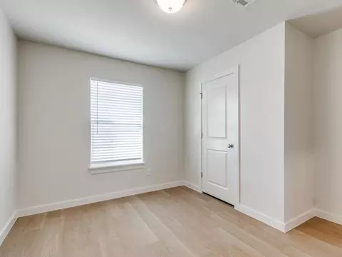 Bedroom - 1617 Highland Loop, Guthrie, OK 73044 photo 4 of 12