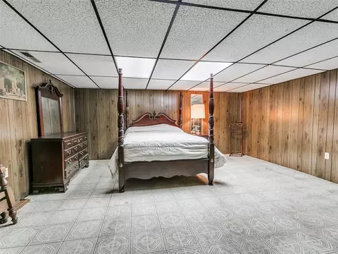 Bedroom - 29805 SE 29th St, Mcloud, OK 74851 photo 6 of 6