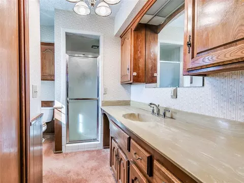 Bath - 29805 SE 29th St, Mcloud, OK 74851 photo 2 of 3