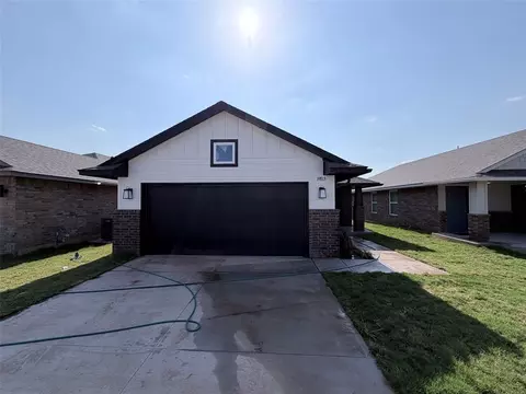 19813 Stovall Dr, Edmond, OK 73012