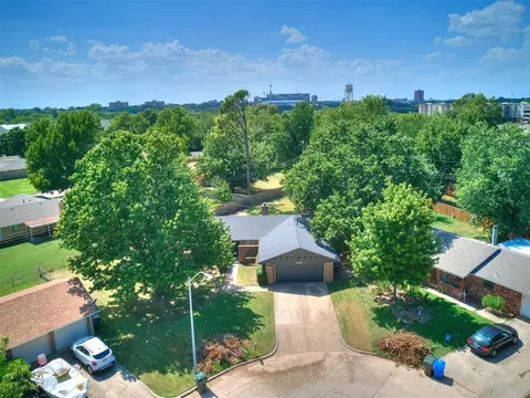 View/Area - 2202 Louise Ln, Norman, OK 73071 photo 1 of 2