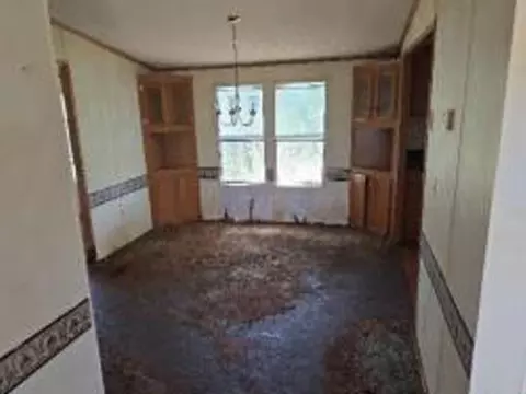 401 E 1st St, Foss, OK 73647 photo 3