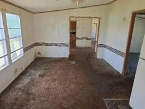 401 E 1st St, Foss, OK 73647 photo 4
