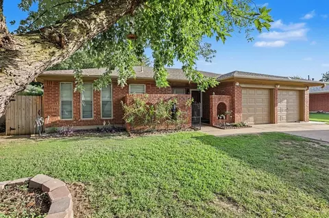 1228 SW 92nd St, Oklahoma City, OK 73139