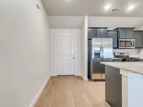 Entry Way - 1619 Highland Loop, Guthrie, OK 73044 photo 1 of 1