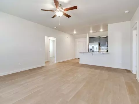 Living - 1619 Highland Loop, Guthrie, OK 73044 photo 4 of 4