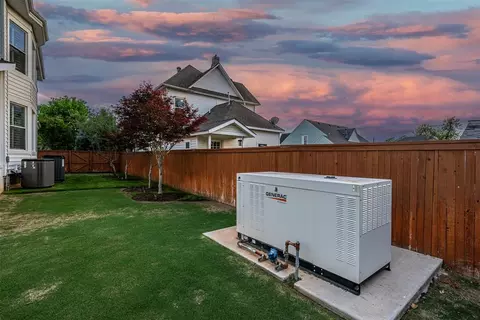 Other - 716 E Noble Ave, Guthrie, OK 73044 photo 1 of 13