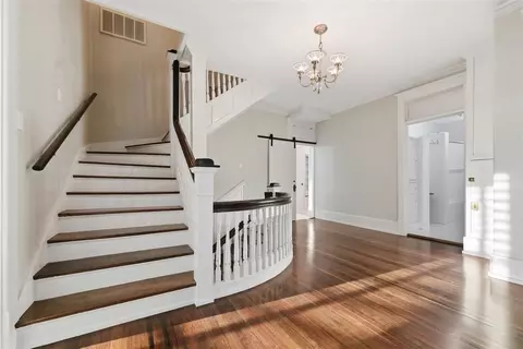 Entry Way - 716 E Noble Ave, Guthrie, OK 73044 photo 6 of 9