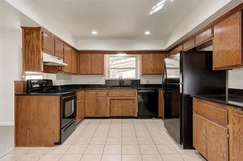 2532 NW 38th St, Oklahoma City, OK 73112