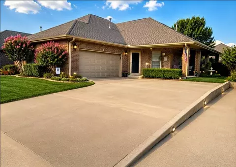 15916 Sonoma Ct, Edmond, OK 73013