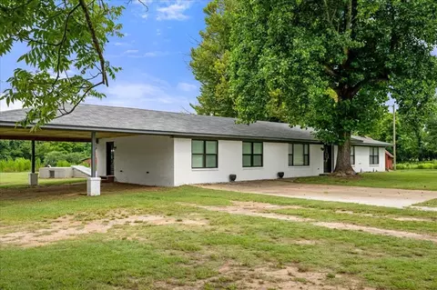 Exterior - 649 Clouse Rd, Broken Bow, OK 74728 photo 3 of 8