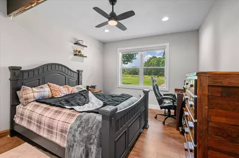 Bedroom - 649 Clouse Rd, Broken Bow, OK 74728 photo 5 of 6