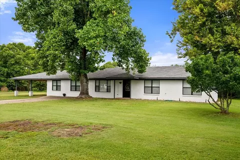 Exterior - 649 Clouse Rd, Broken Bow, OK 74728 photo 2 of 8