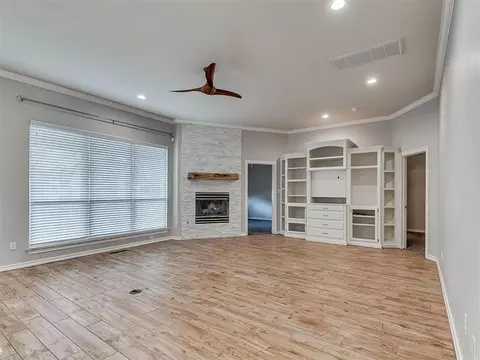 10125 Millspaugh Way, Yukon, OK 73099