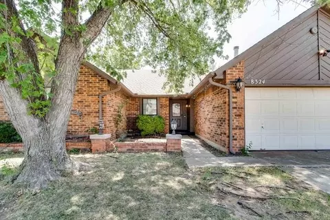 8324 NW 110th Ter, Oklahoma City, OK 73162