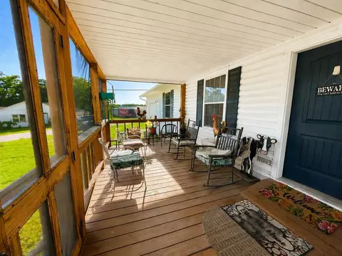 Exterior - 304 W 5th St, Asher, OK 74826 photo 2 of 5