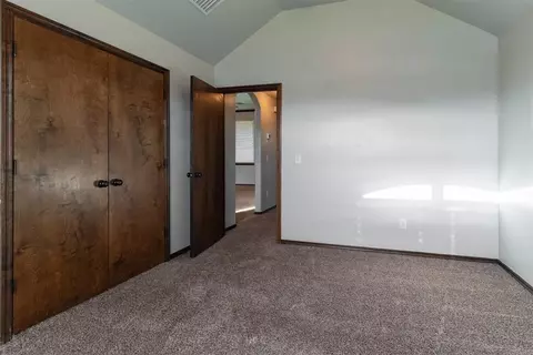 Bedroom - 3312 Sharon Dr, Moore, OK 73160 photo 6 of 7