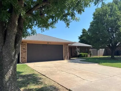 25 Corona Dr, Oklahoma City, OK 73149