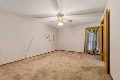 Bedroom - 3333 Everett Dr, Edmond, OK 73013 photo 2 of 6