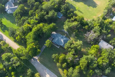 View/Area - 3333 Everett Dr, Edmond, OK 73013 photo 2 of 4