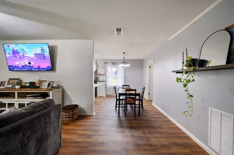 Dining - 1402 SE Jackson St, Idabel, OK 74745 photo 5 of 5