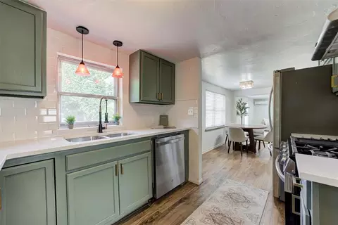 Kitchen - 320 S Pine St, Guthrie, OK 73044 photo 4 of 5