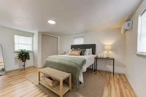 Bedroom - 320 S Pine St, Guthrie, OK 73044 photo 1 of 5