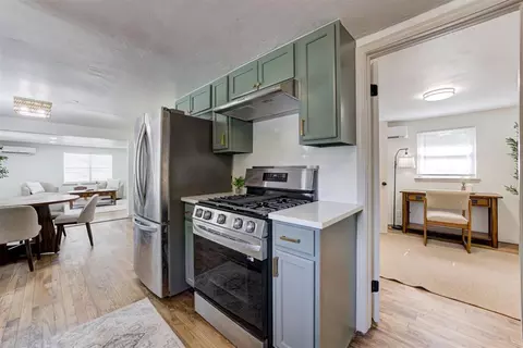 Kitchen - 320 S Pine St, Guthrie, OK 73044 photo 5 of 5