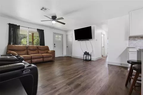 Living - 508 E Washington St, Tecumseh, OK 74873 photo 2 of 2