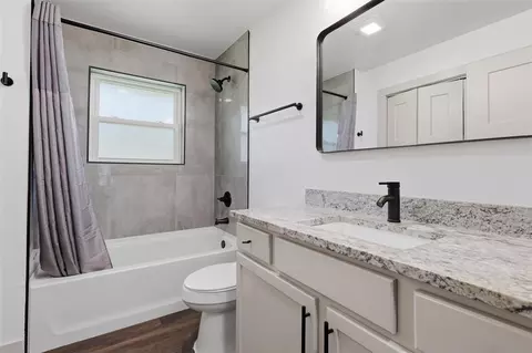 Bath - 508 E Washington St, Tecumseh, OK 74873 photo 1 of 3