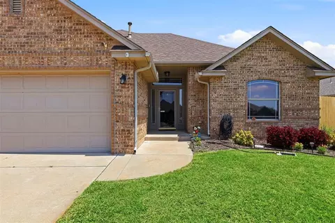 Exterior - 3304 Paul Dr, Oklahoma City, OK 73160 photo 4 of 9