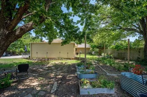 Exterior - 319 S Main St, Mcloud, OK 74851 photo 11 of 13