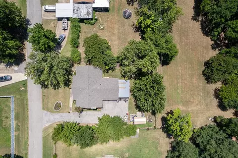 View/Area - 319 S Main St, Mcloud, OK 74851 photo 6 of 6