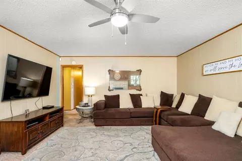 Living - 319 S Main St, Mcloud, OK 74851 photo 3 of 4