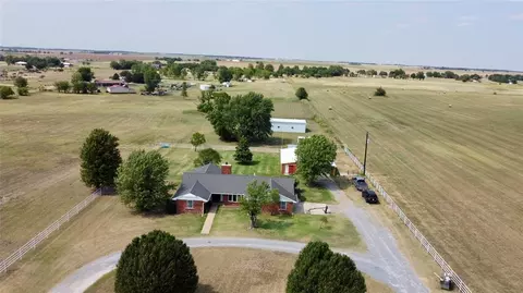View/Area - 258400 E 805 Rd, Watonga, OK 73772 photo 1 of 3