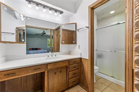 Bath - 258400 E 805 Rd, Watonga, OK 73772 photo 1 of 2