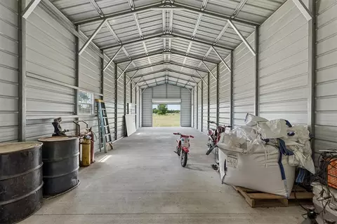 Entry Way - 258400 E 805 Rd, Watonga, OK 73772 photo 2 of 2
