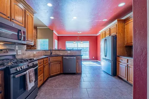 12920 Hedy Ave, Newalla, OK 74857