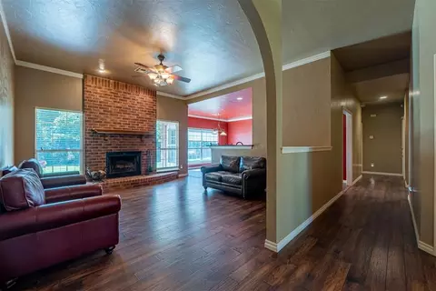 12920 Hedy Ave, Newalla, OK 74857