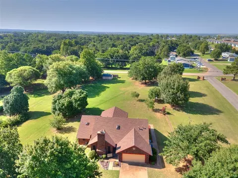 View/Area - 2201 Dena Dr, Guthrie, OK 73044 photo 3 of 5