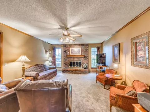 Living - 2201 Dena Dr, Guthrie, OK 73044 photo 4 of 4