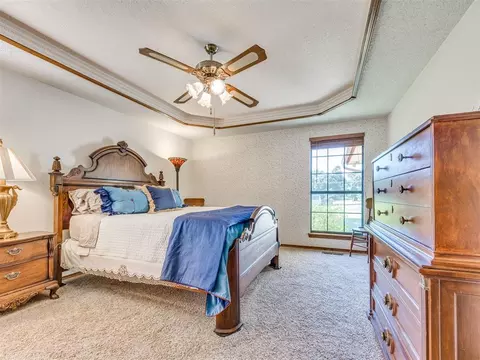 Bedroom - 2201 Dena Dr, Guthrie, OK 73044 photo 2 of 11